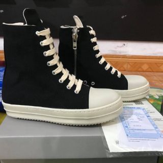 Giày thể thao snerker RO cao cổ