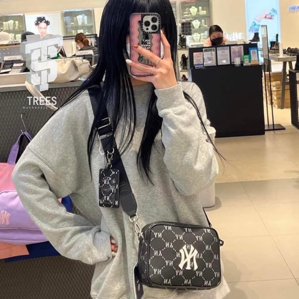 Túi đeo chéo MLB MONOGRAM DIAMOND FULL TAG CHECK HIDDEN TAG