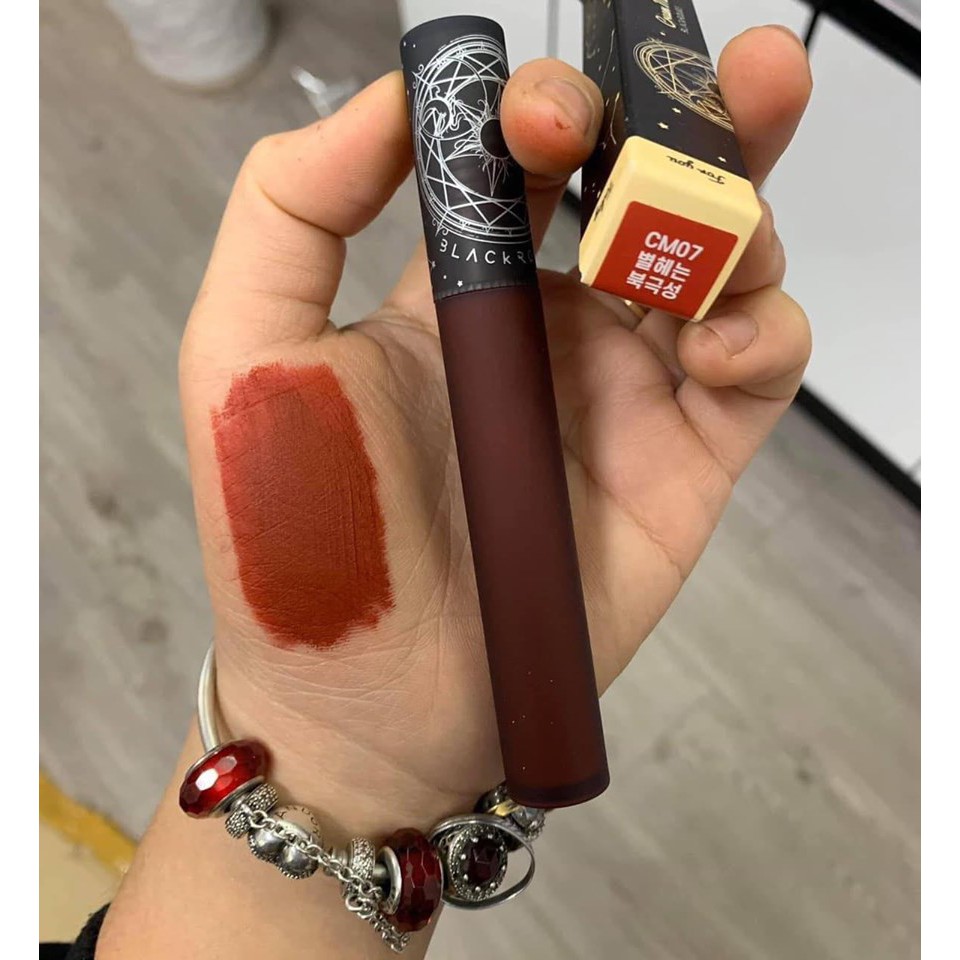 Son kem lì Black Rouge Cream Matt Rouge Màu CM05..
