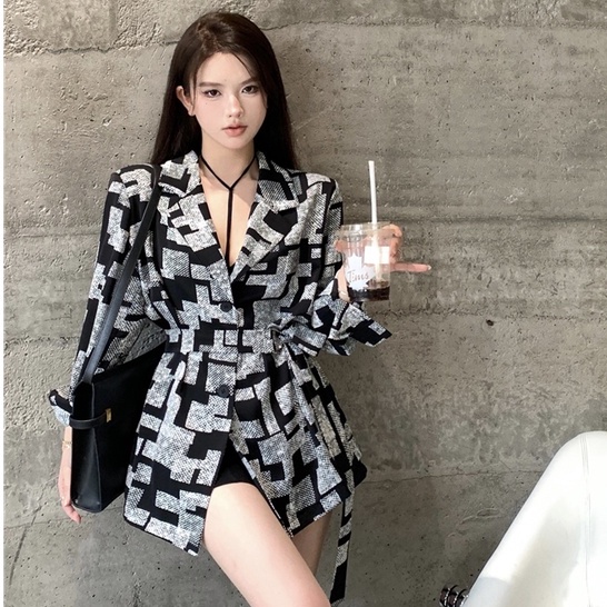 Bộ Áo Khoác Vest Tay Dài In Họa Tiết Caro + Đầm Hai Dây Màu Đen Co Giãn Phong Cách Hàn Quốc Thời Trang Cho Nữ