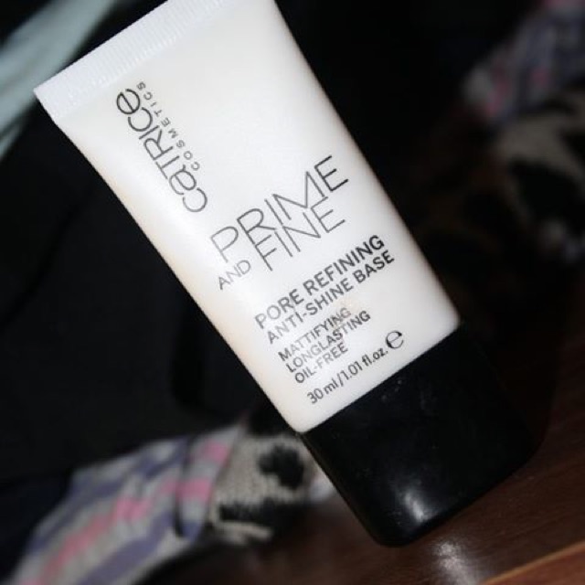 KEM LÓT CATRICE PRIME AND FINE