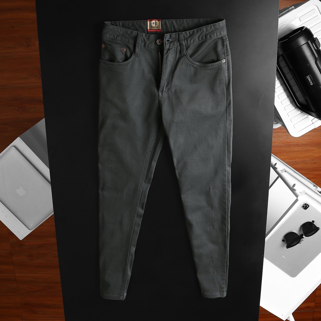 Quần KAKI Nam Cao Câp Màu ghi KA-07 Mẫu trơn, Dáng đứng, ôm nhẹ, Chất vải co giãn - DOKI