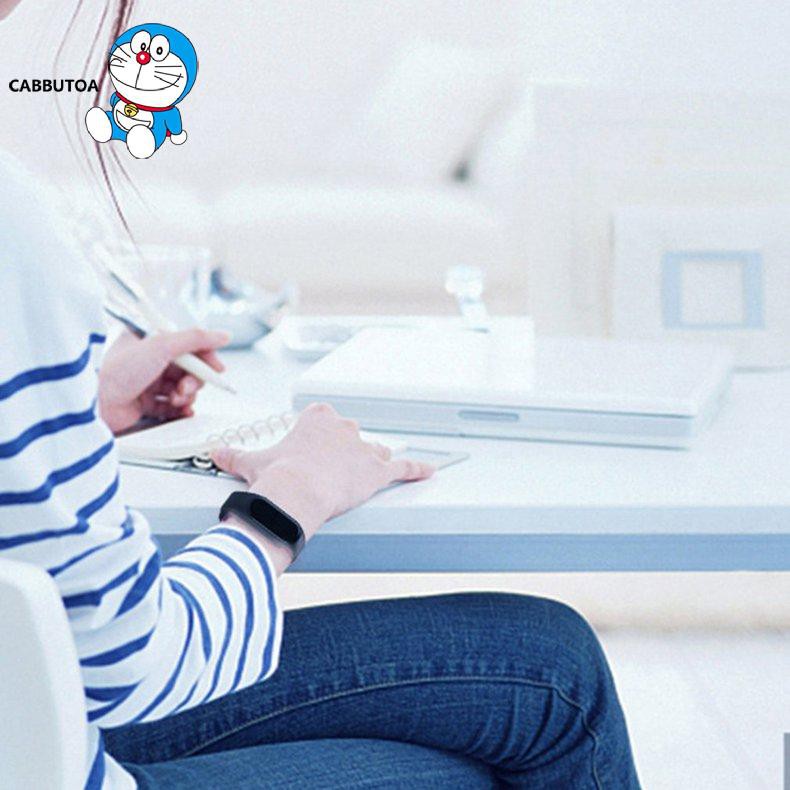 Đồng Hồ Đeo Tay Thông Minh M4 Chống Nước Theo Dõi Sức Khỏe Kèm Phụ Kiện Chất Lượng Cao