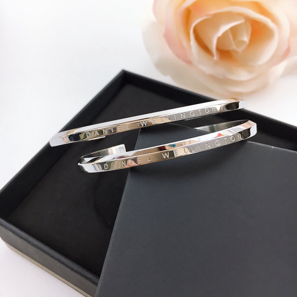 Vòng tay DW CUFF cặp đôi titan ,lắc tay tình yêu không gỉ -Khắc tên theo yêu cầu