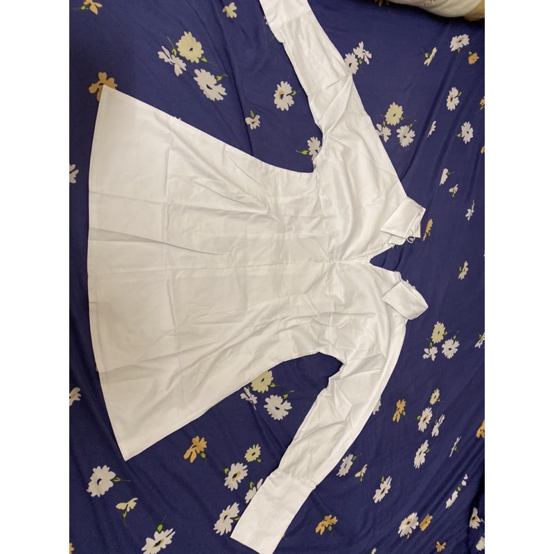 Váy sơ mi chiết eo dáng xoè mặc được hai kiểu