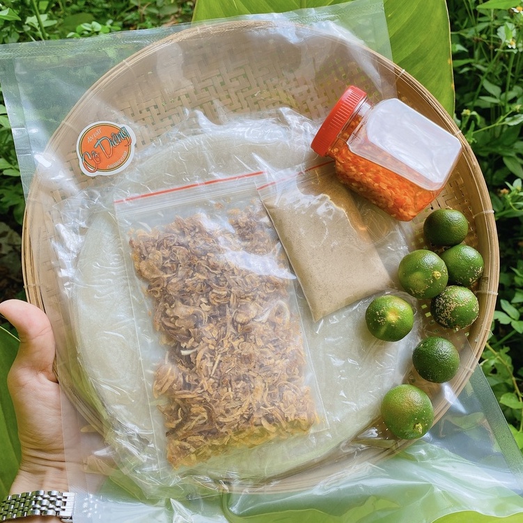 Combo 0.5kg bánh tráng phơi sương (Bánh tráng, sate, hành phi, muối)