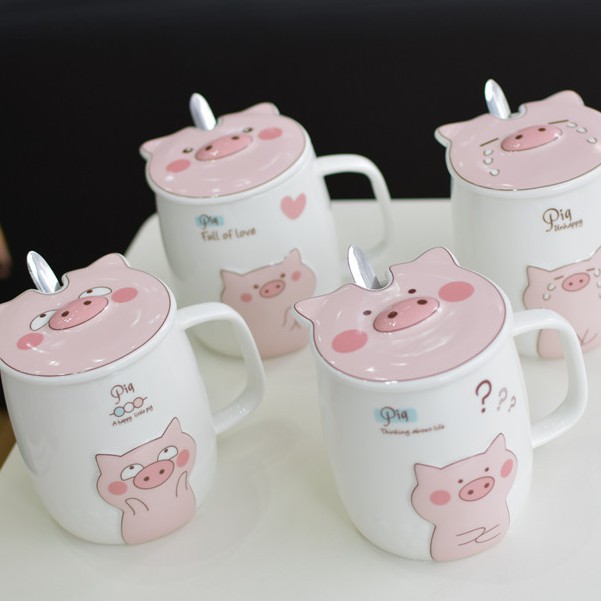 Cốc uống nước có nắp và thìa