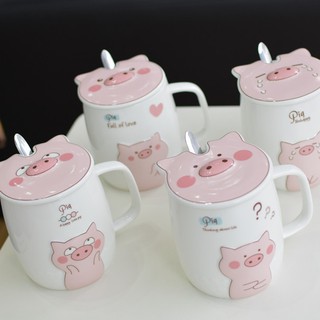 Cốc uống nước có nắp và thìa