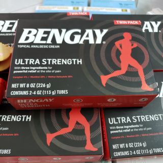 Thuốc Xoa Bóp Bengay Ultra Strength giảm đau Mỹ