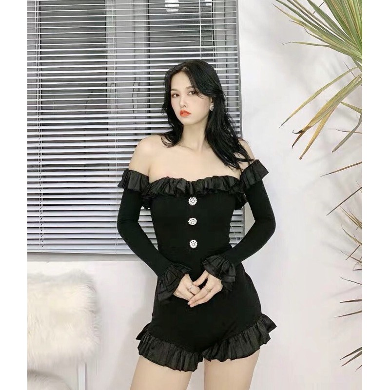 Jumpsuit đen Jennie BLACKPINK