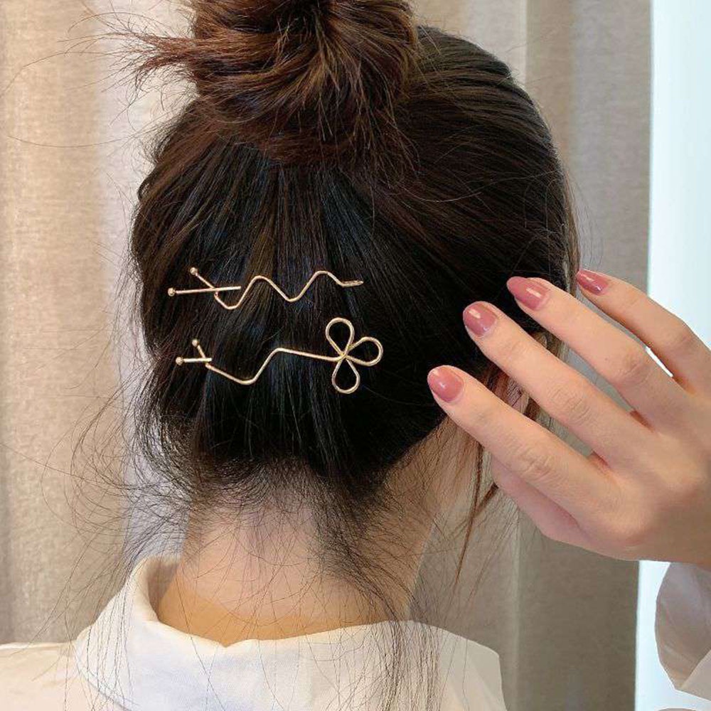1 Kẹp Tóc Kim Loại Mạ Vàng Hình Hoa Phong Cách Cổ Điển