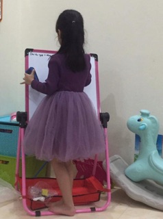 Bảng vẽ 2 mặt có từ tính