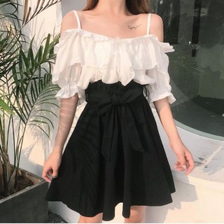 Set (có tách) áo hai dây trễ vai tay lỡ và chân váy ngắn xòe cạp cạo thắt nơ bụng