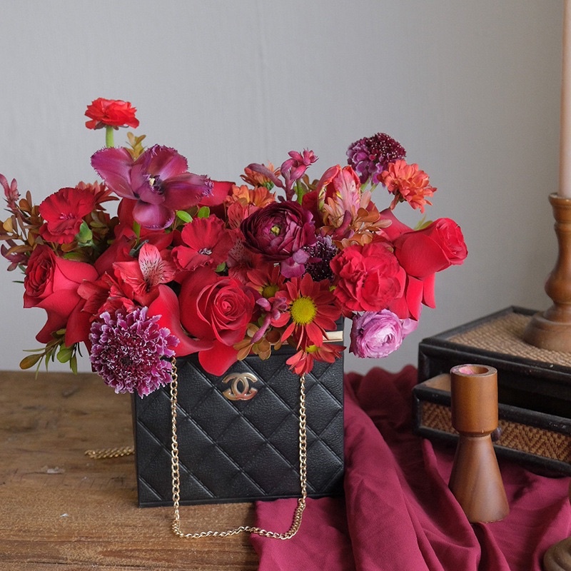 Hộp cắm hoa siêu đẹp = bìa cứng cực xịn. Hàng nhập xịn