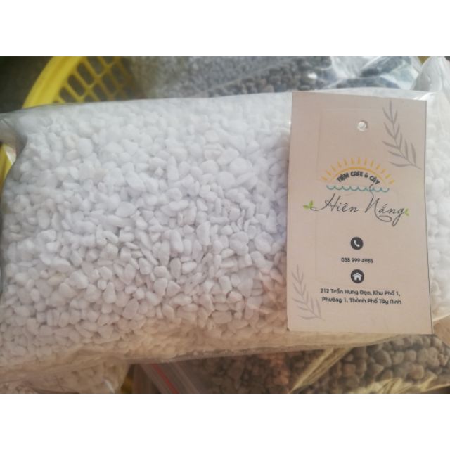 Bịch 100gr/ĐÁ PERLITE - Giá thể trồng sen đá