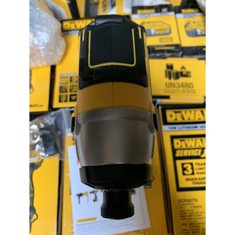 vít DEWALT DCF887N