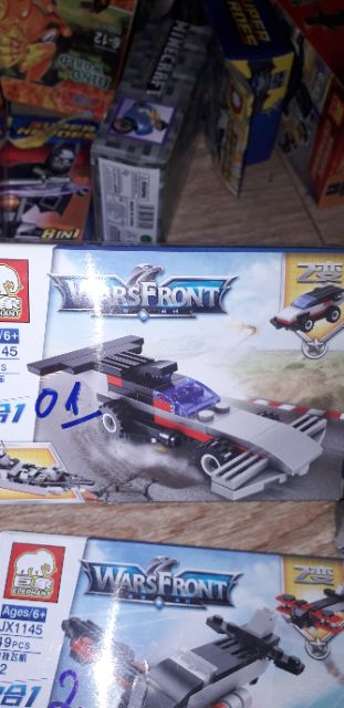 Lắp ráp 1hộp LegoWarsFront 1145 có nhiều chi tiết bằng nhựa rất đẹp