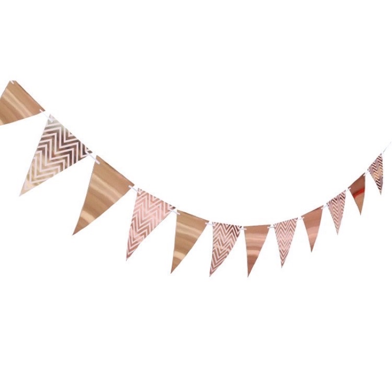 Dây cờ tam giác trang trí sinh nhật