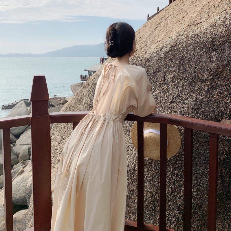Váy Hở Lưng Buộc Dây 👙FREESHIP👙 Đầm Tay Phồng Nữ Màu Beggi - Thời Trang Biển 2022