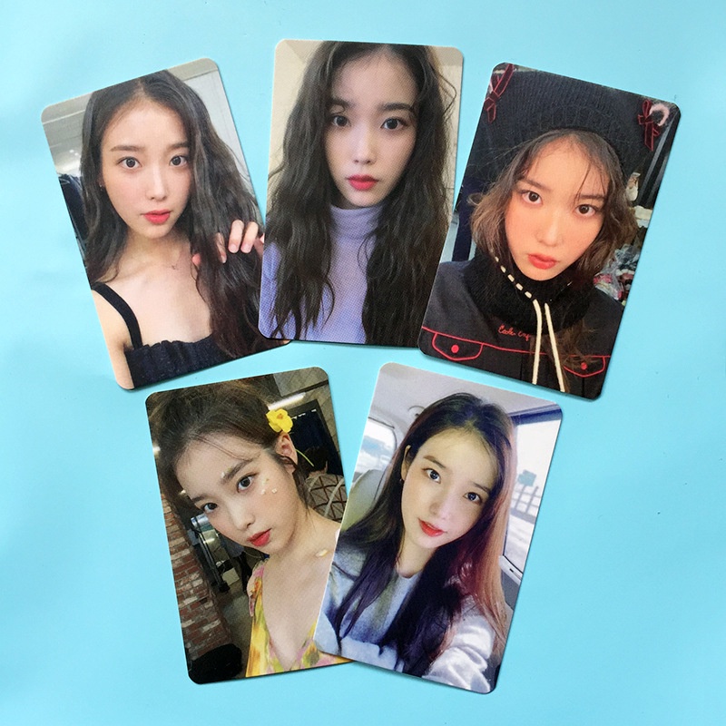 Bộ 5 Thẻ Hình Ca Sĩ IU Xinh Xắn 2022