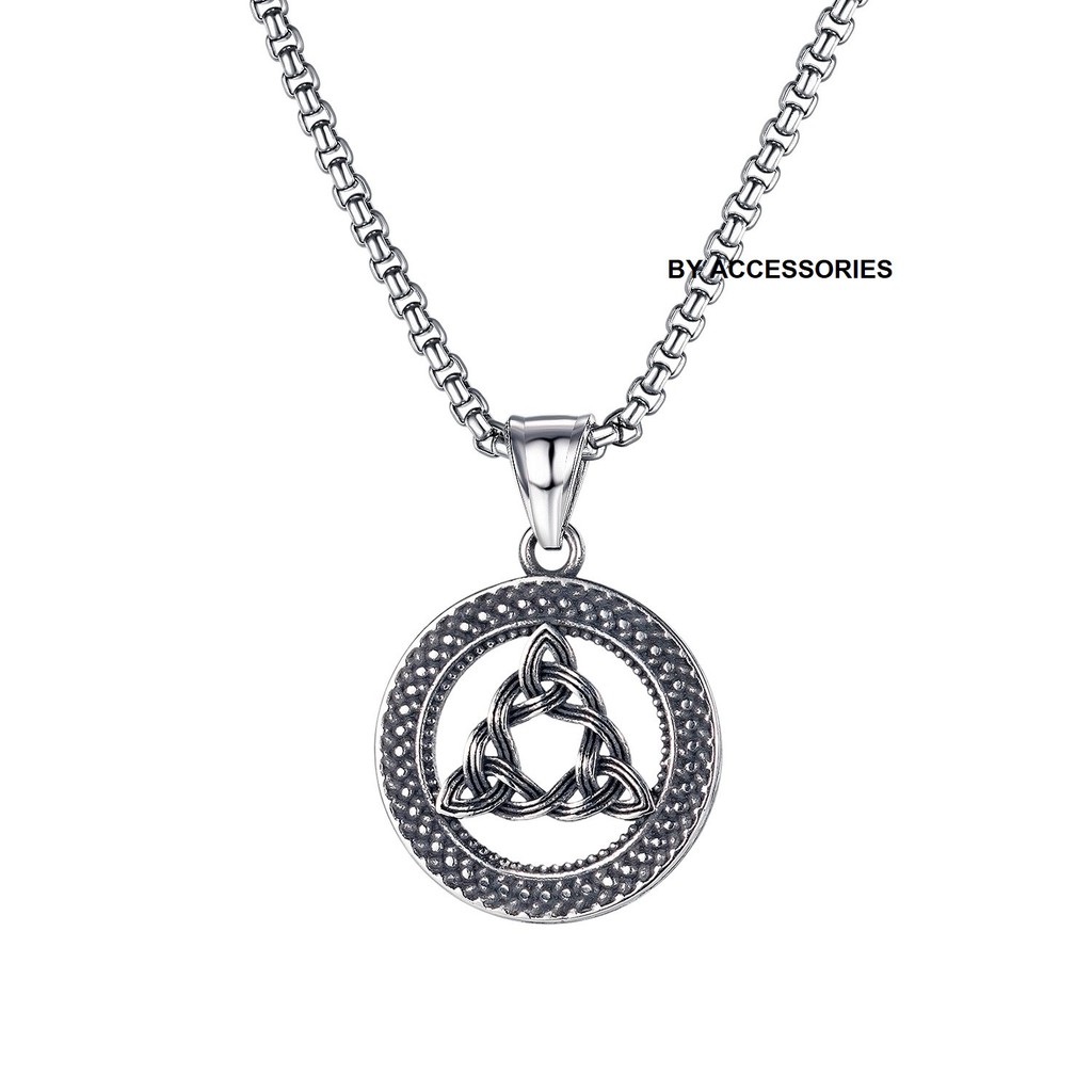 Dây chuyền titan mặt tròn phối tam giác đan rỗng không gỉ