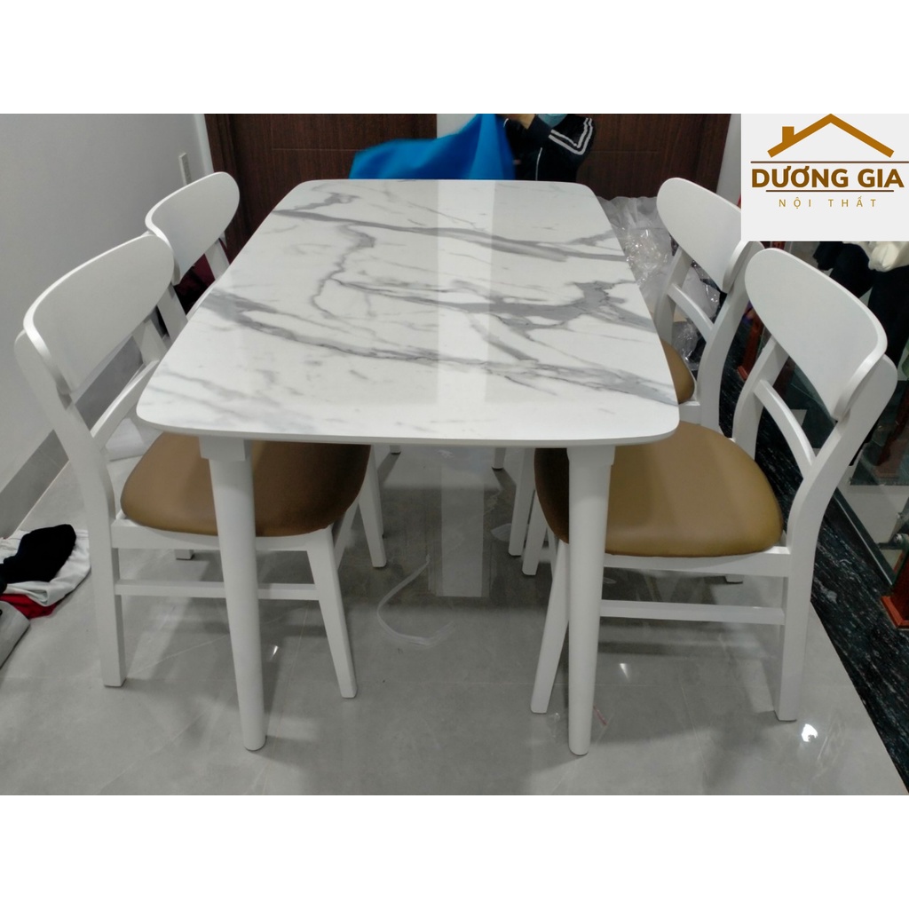 Bộ bàn ăn mango 4 ghế bọc simili giá tốt cho gia đình chung cư