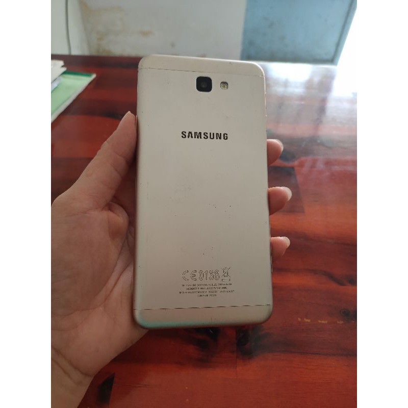 Điện thoại di động Samsung galaxy J7 priem