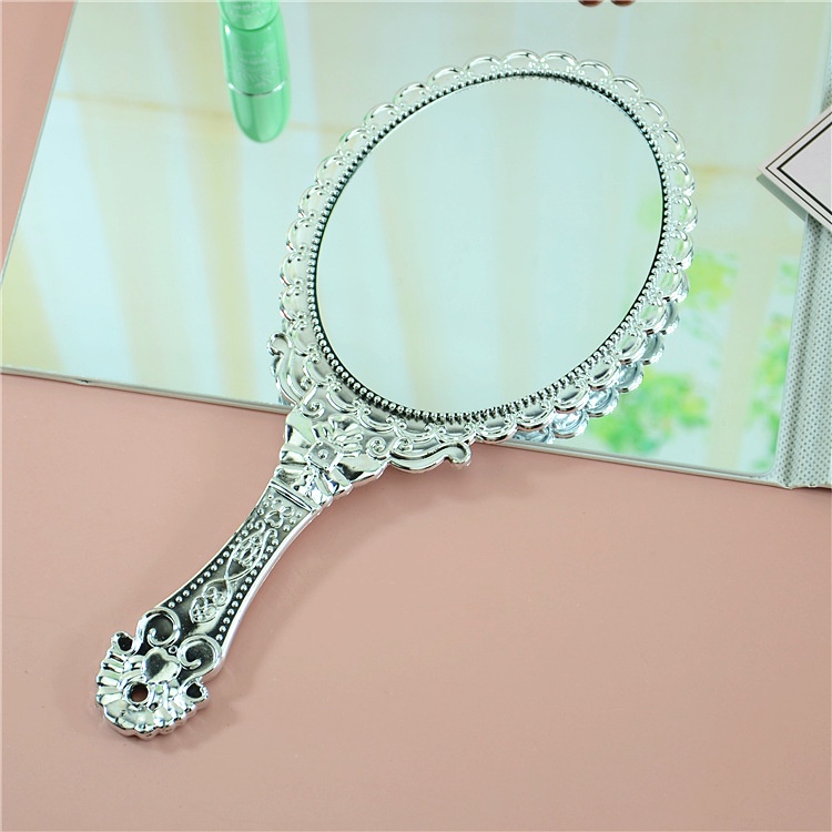 Gương cầm tay công chúa/ màu sắc trẻ trung và dễ thương