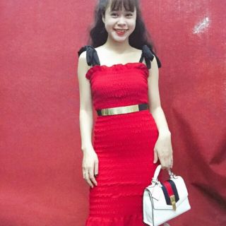 Đầm body đuôi cá