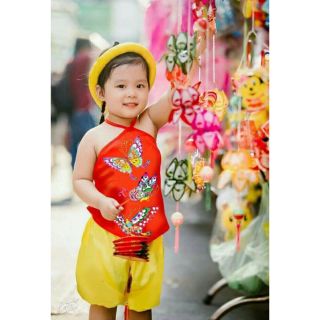 [⚡FREESHIP⚡],[Tặng kèm mấn] Set Yếm Đào Quần Bí Siêu Đẹp Cho Bé, Hàng Thiết Kế Hoa Văn In Trên Nền Vải Lụa Cao Cấp