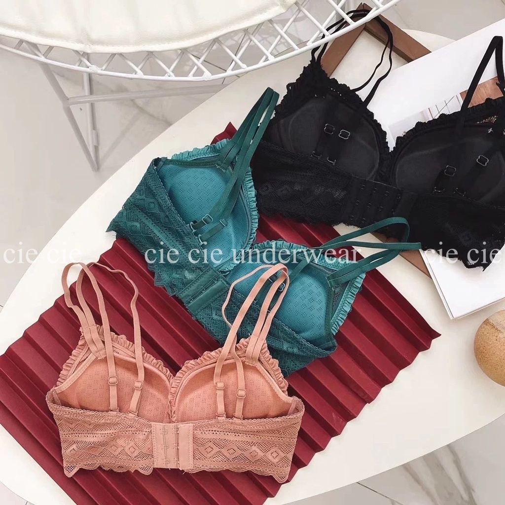 Áo lót ren không gọng đệm dày 4cm hỗ trợ nâng đẩy tạo khe A978