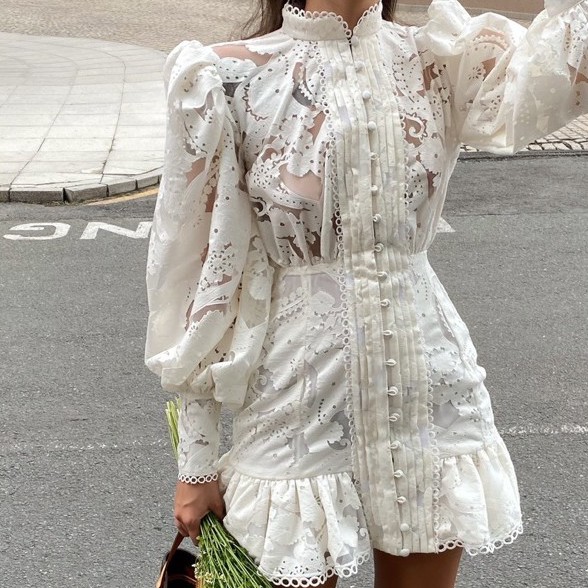 [Mã FATHANG5 giảm 10K đơn 50K] ONONMADE | Đầm ren ôm ren Ý - Noémie Dress