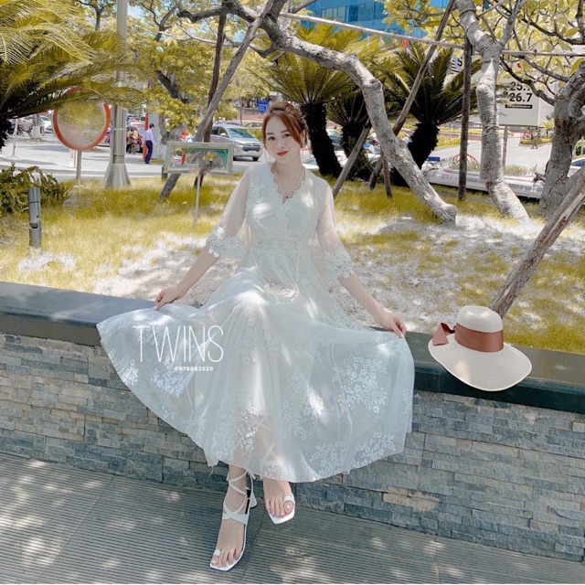 Váy ren tay lỡ dập hoa 1253