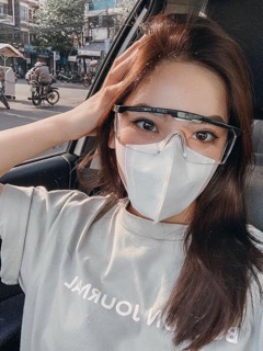 Mắt kính chống bụi hot trend 2020