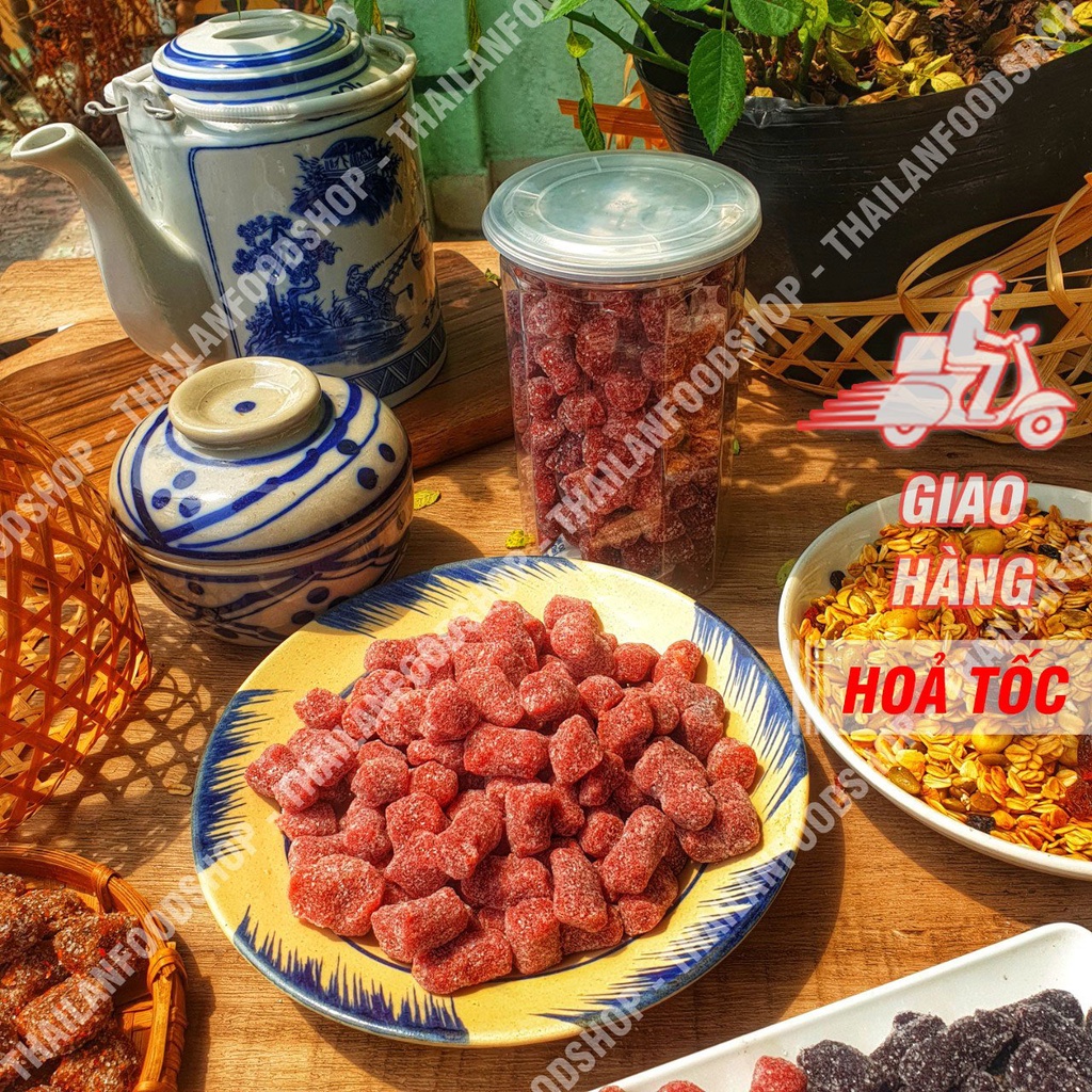 Kẹo Dâu Tây Đặc Sản Đà Lạt Lon 500gr