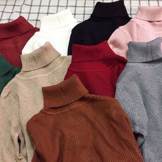 áo len cổ lọ
free size ai cũng mặc được