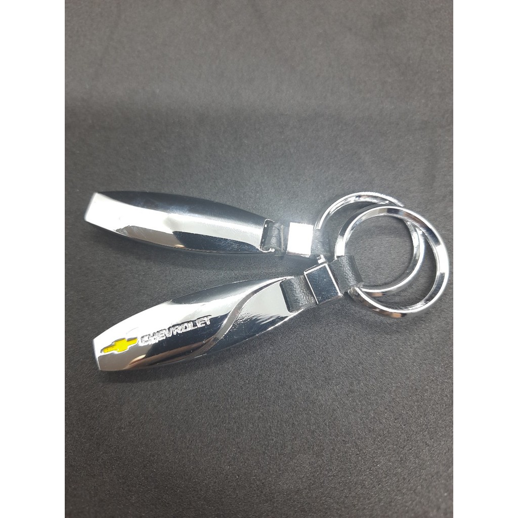 Móc treo chìa khóa ô tô gắn logo các hãng xe Toyota, Mazda, Chevrolet ,Ford, Land Rover