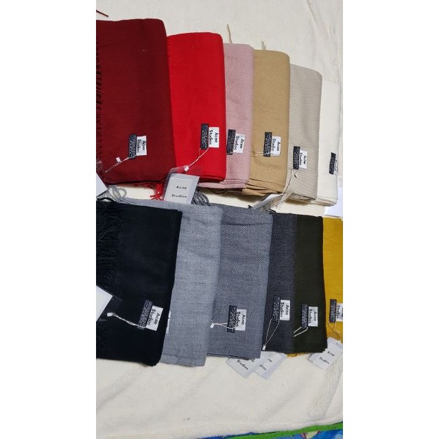 Khăn Acne Studios len xù loại 1