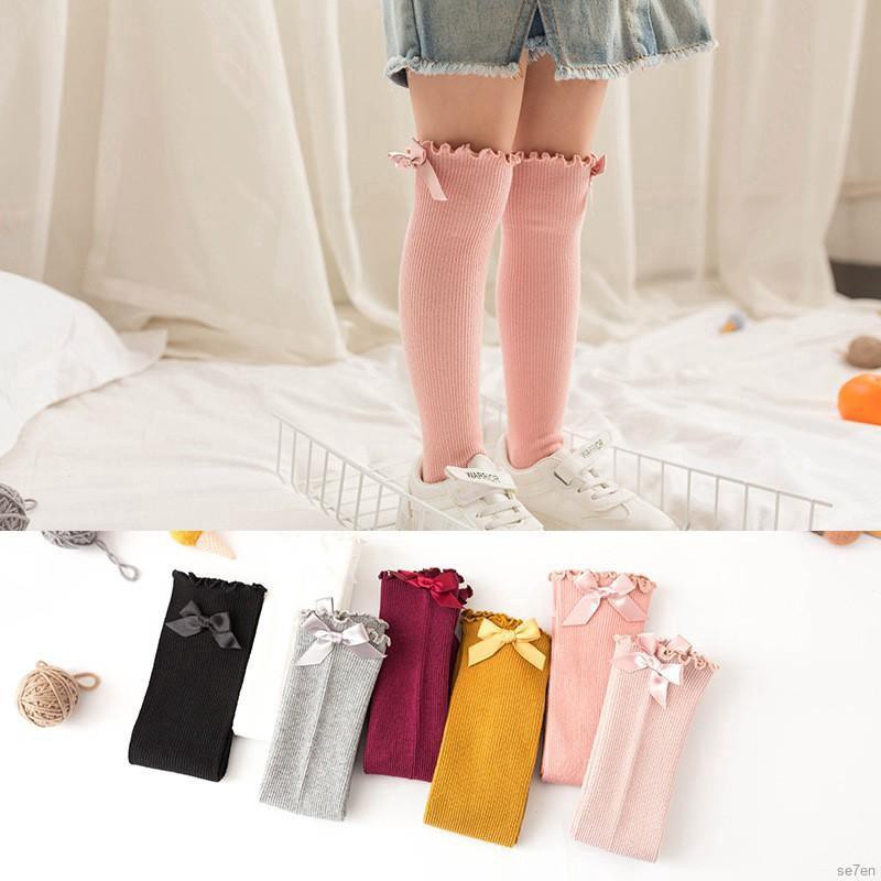 Đôi vớ đính nơ dễ thương đáng yêu dành cho bé gái