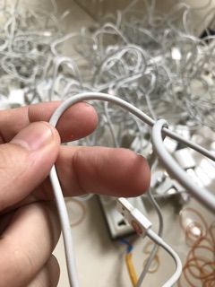 Dây cáp iphone Zin ( tặng dây cuộn sạc )