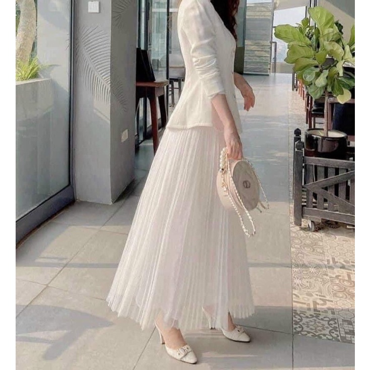 Túi gift beauty nhà DlOR dáng tròn  kèm phụ kiện xích