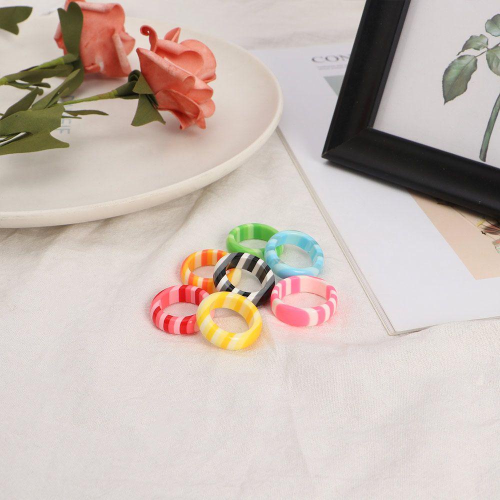 Nhẫn Tròn Acrylic Màu Kẹo Ngọt Thời Trang Cổ Điển Cho Nữ