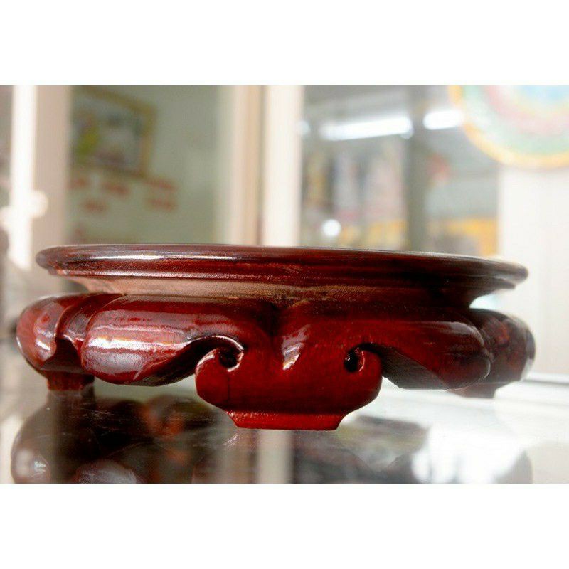 Đế gỗ đặt bàn thờ
