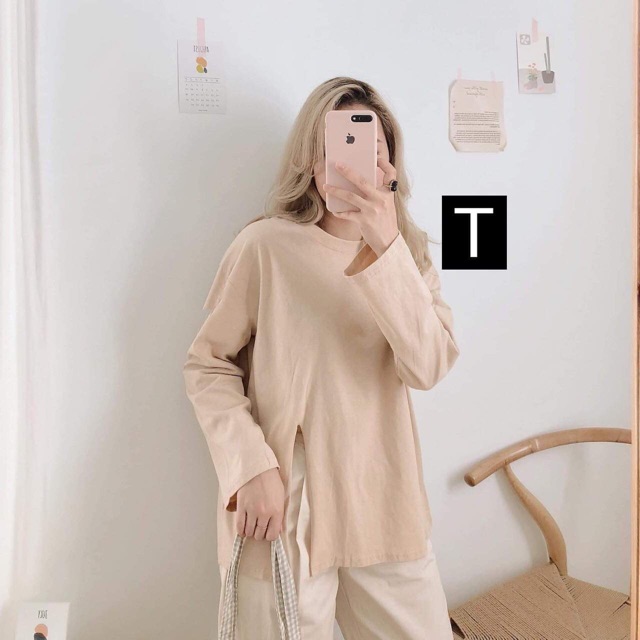 Áo xẻ hông dài tay trơn T.TH332