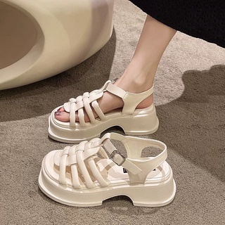 sandal độn đế tăng chiều cao