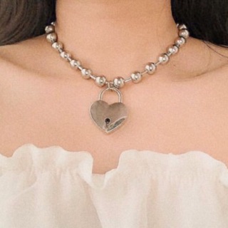 Balls chain // Dây chuyền vòng cổ bi ổ khóa tim kèm chìa.