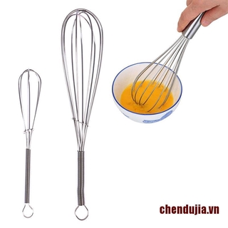 1 dụng cụ đánh trứng cầm tay dùng cho nhà bếp