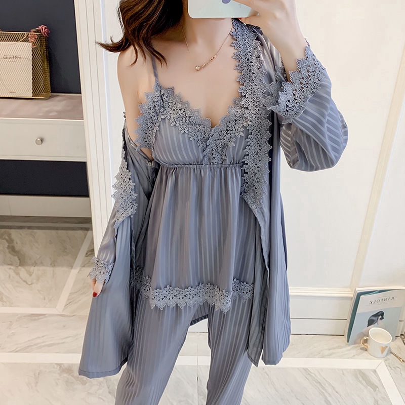 Bộ đồ ngủ 4 món phối ren quyến rũ thời trang cho nữ