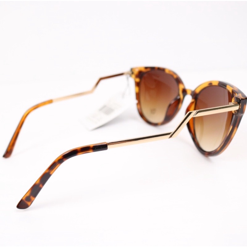 Kính râm nam nữ unisex xuất Âu 3 màu chống tia cực tím mức cao nhất UV400 full túi | BigBuy360 - bigbuy360.vn