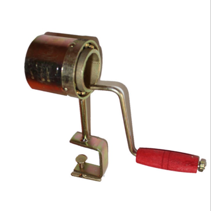 Máy Tuốt Ngô Gia Đình Quay  Tay Tiện Lợi - NNTM